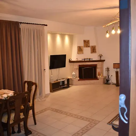 Stravos-platanos Apartment