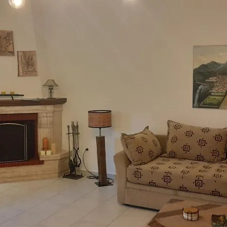 Apartment Stravos-platanos *