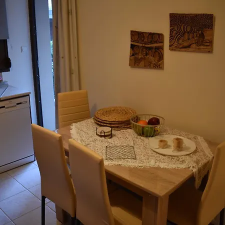 Apartment Stravos-platanos