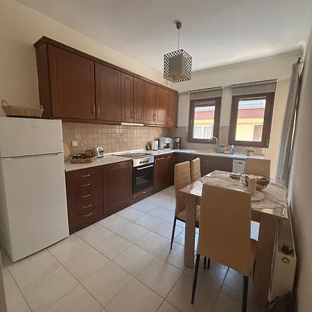 Stravos-platanos Apartment Naousa (Imathia)