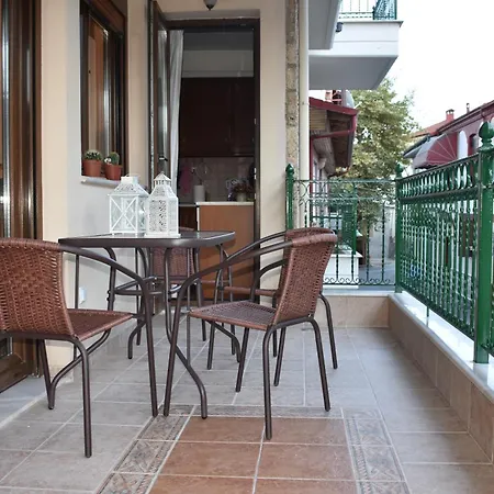 Stravos-platanos Apartment *